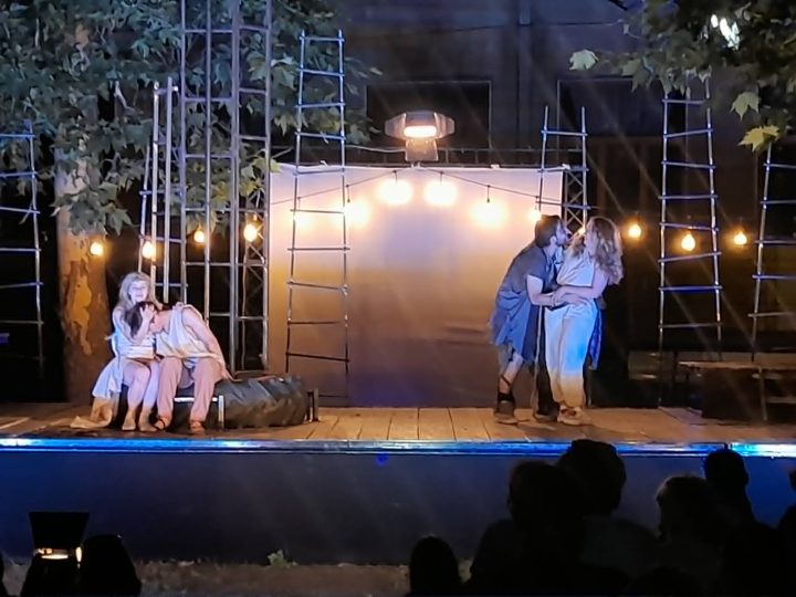 TANYASZÍNHÁZ-Csongor és Tünde az óbecsei nézőknek