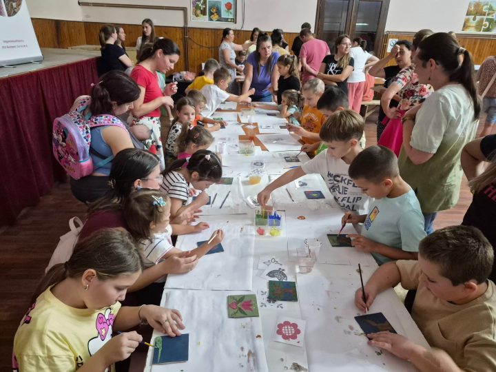 CSALÁDI PROGRAM A NÉPMŰVÉSZET JEGYÉBEN